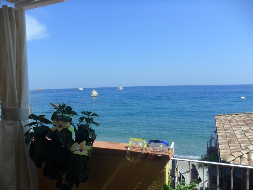 Beach Apartments Patrizia Taormina Eksteriør bilde